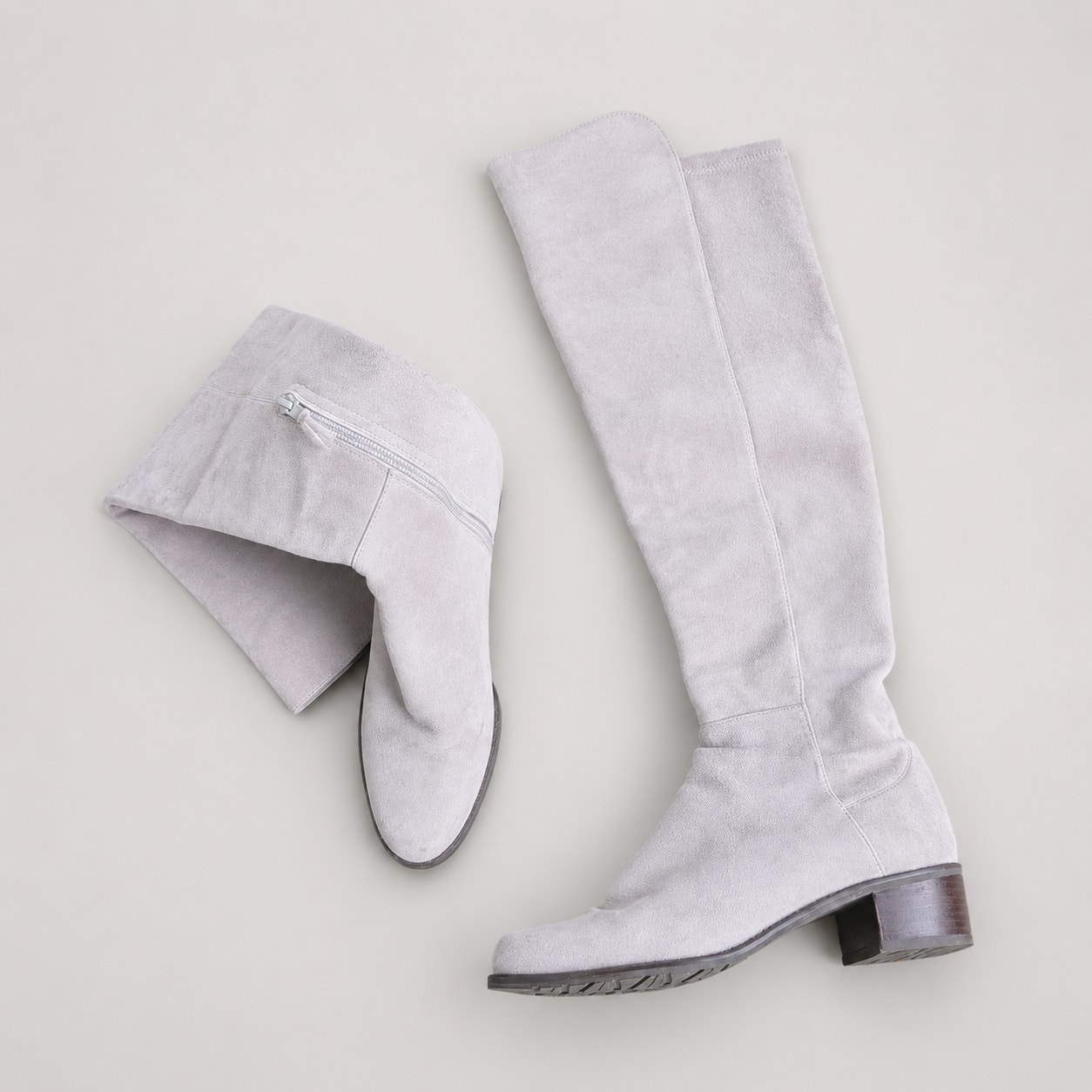 Stuart Weitzman Light Gray Gris Suede Allserve Over-The-Knee Boots, Size 5.5m